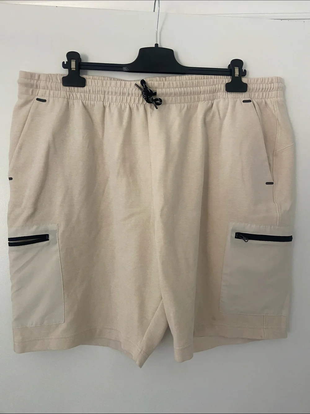 ✨5 for $15✨ Drawstring Cargo Sweat Shorts in Light Beige